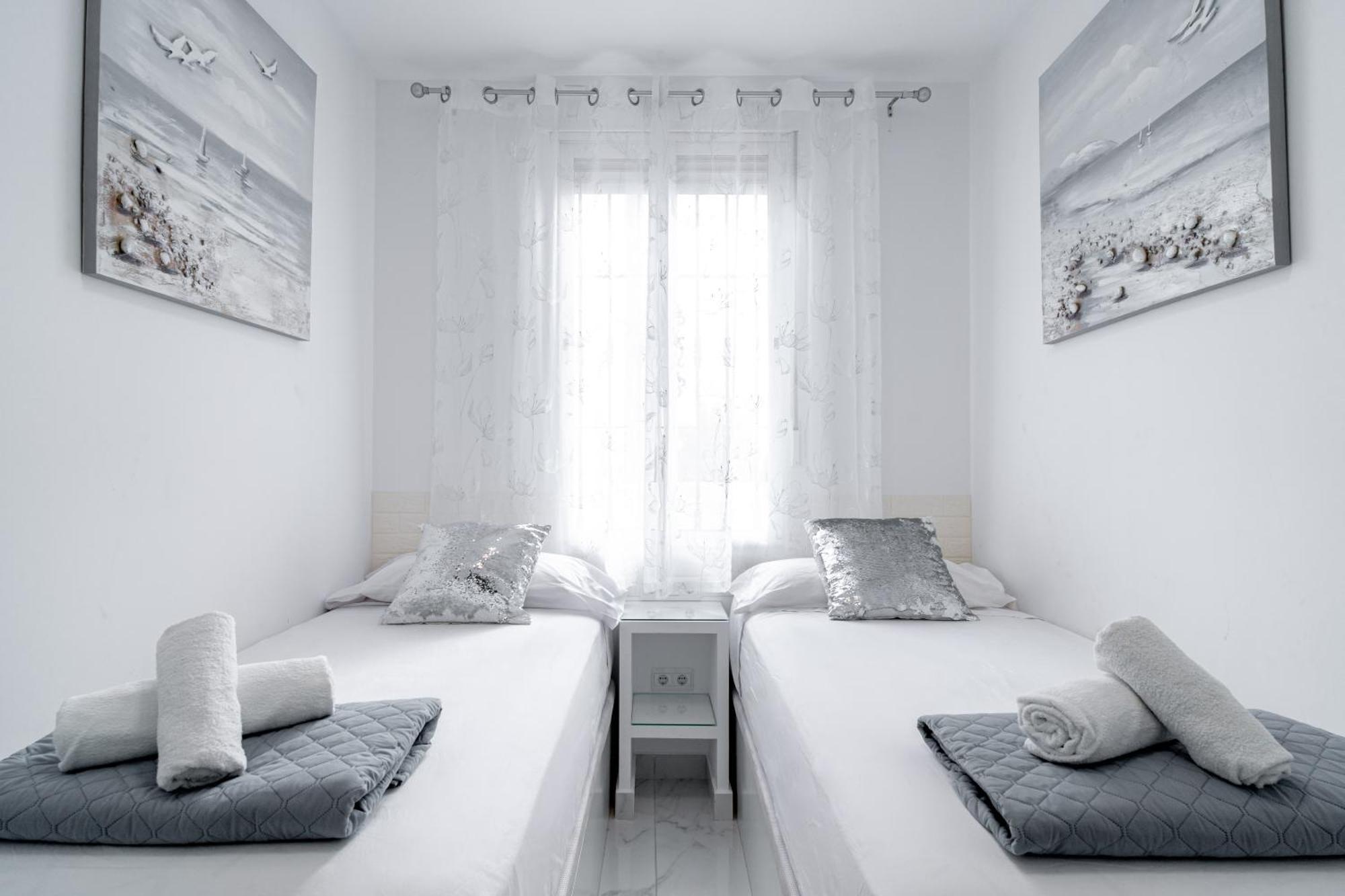 Blue Horizon Luxury Apartment Nerja Exterior photo